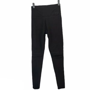 PINK Victoria’s Secret Ultimate Black Leggings Sm